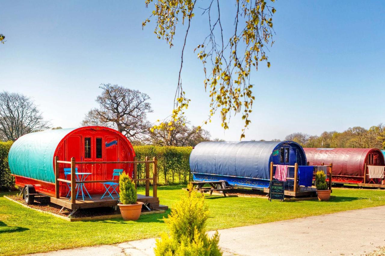 Glamping At South Lytchett Manor Poole Exterior foto