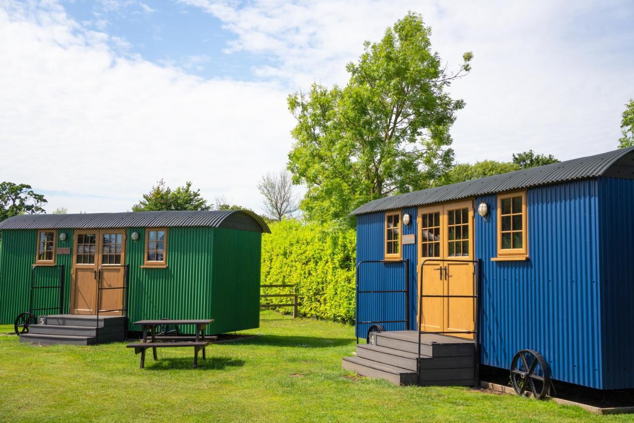 Glamping At South Lytchett Manor Poole Exterior foto
