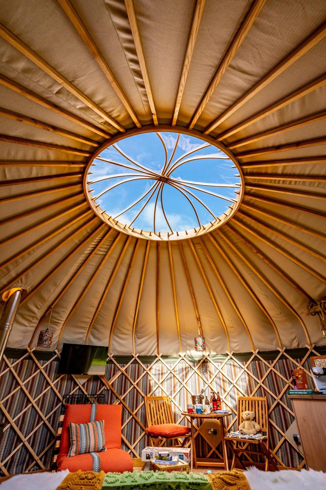 Glamping At South Lytchett Manor Poole Exterior foto