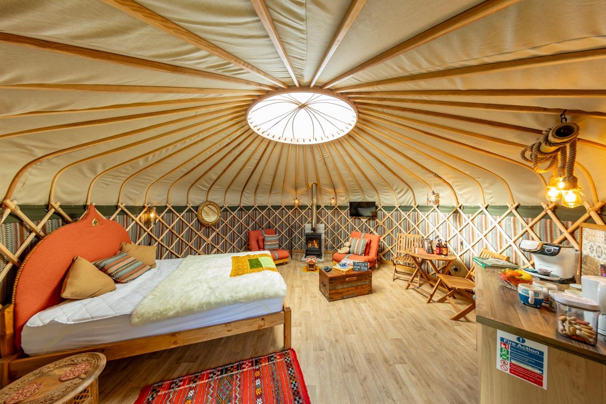 Glamping At South Lytchett Manor Poole Exterior foto